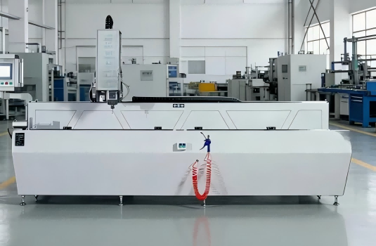 Fresadora de topo CNC de 3 + 2 eixos para montantes de alumínio com formato especial | Máquinas para janelas e paredes cortina