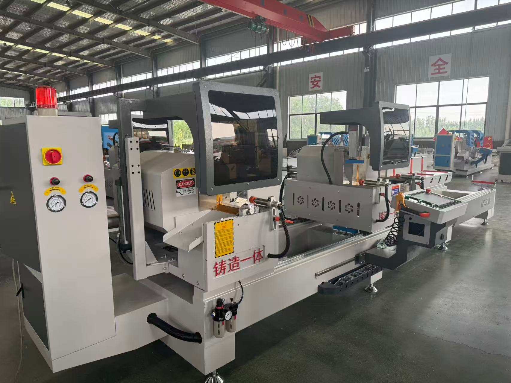Serra de corte de precisão CNC 550, comprimento fixo, 45°/90°