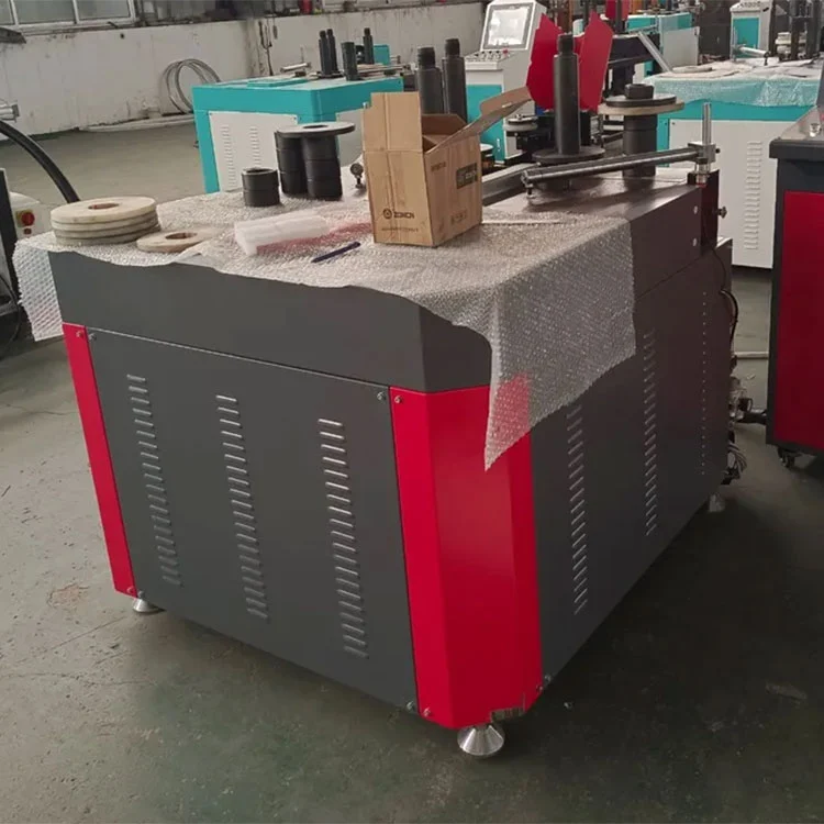 Máquina de crimpagem CNC de quatro cabeças