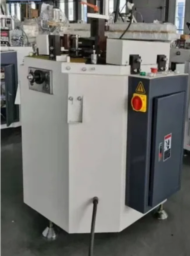 Máquina combinadora de canto de perfil de alumínio de cabeça única hidráulica resistente (altura de crimpagem de 100 mm