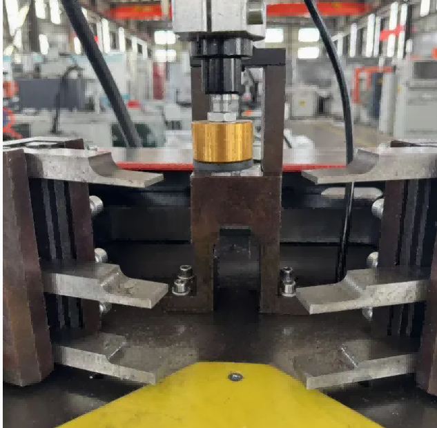 Máquina combinadora de canto de alumínio de alta resistência de 140 mm