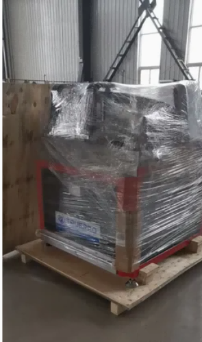 Máquina dobradeira CNC de alumínio e PVC com servoacionamento